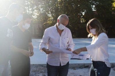 Avanza la construcci�n de un nuevo play�n deportivo en el predio anexo al Vel�dromo Municipal