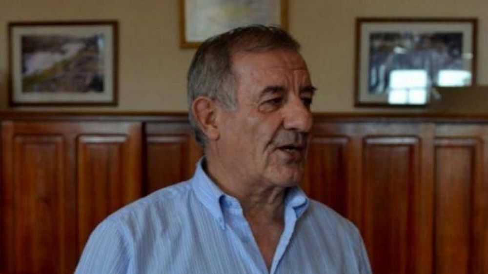 Cruz del Eje: Despiden los restos del ex intendente Francisco Alberto Esteban