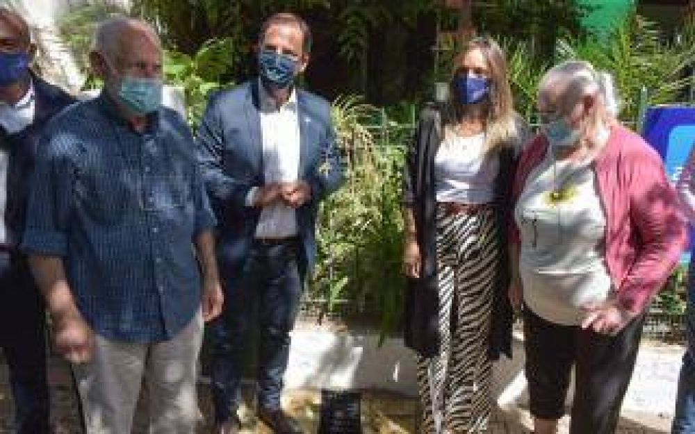 Escobar: Malena Galmarini y Sujarchuk inauguraron 2 redes cloacales para ms de 15.000 vecinos