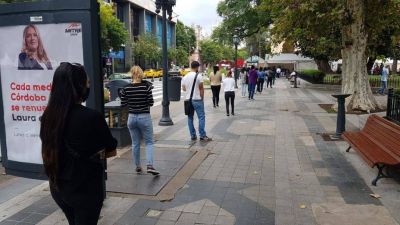 Largas colas para testearse en C�rdoba: lo que hay que saber