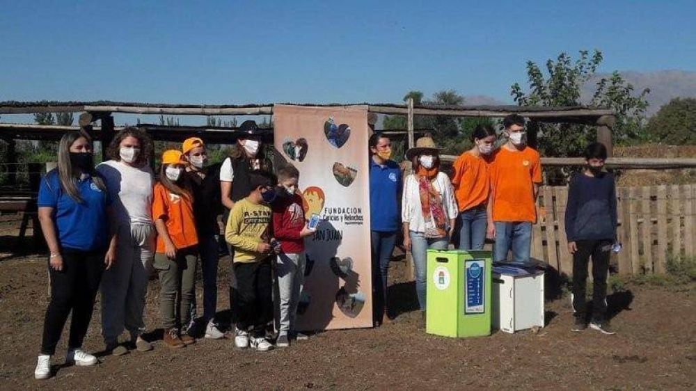 Fundacin Caricias y Relinchos trabajar en separacin de residuos
