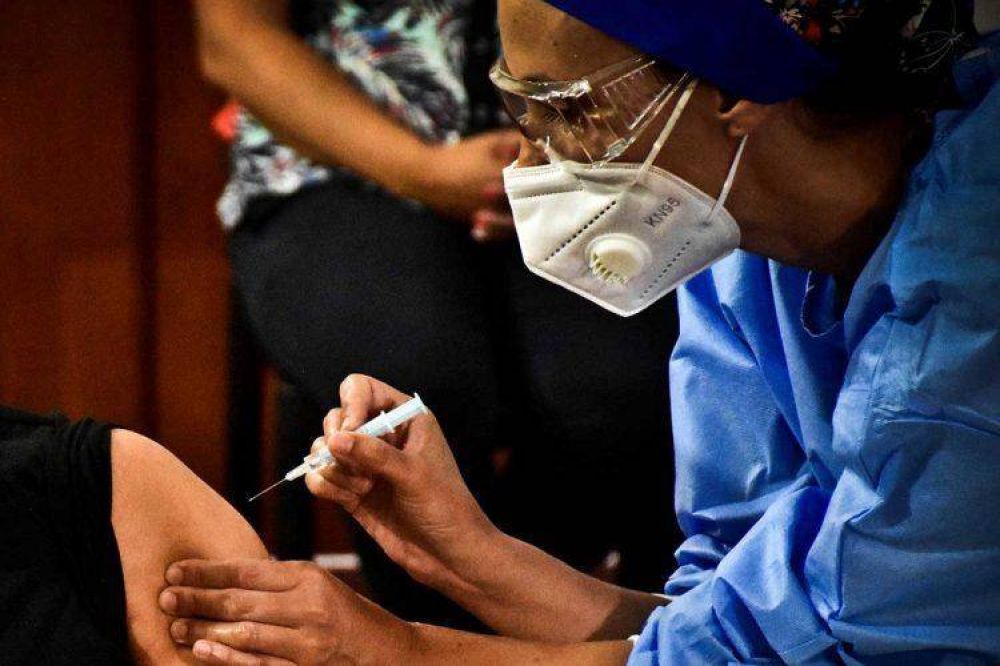 En cinco das, se aplicaron casi 10 mil dosis y Mar del Plata ya tiene ms de 61 mil vacunados