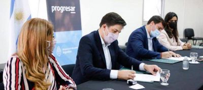 Avellaneda suma puntos de inscripci�n a las becas Progresar