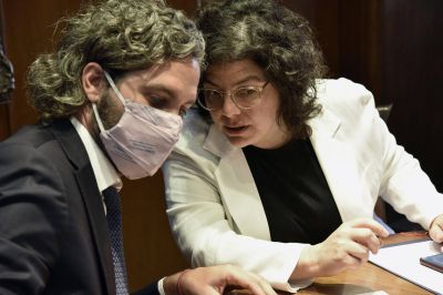 Los ministros de Salud creen que hay que imponer una cuarentena dura de dos semanas