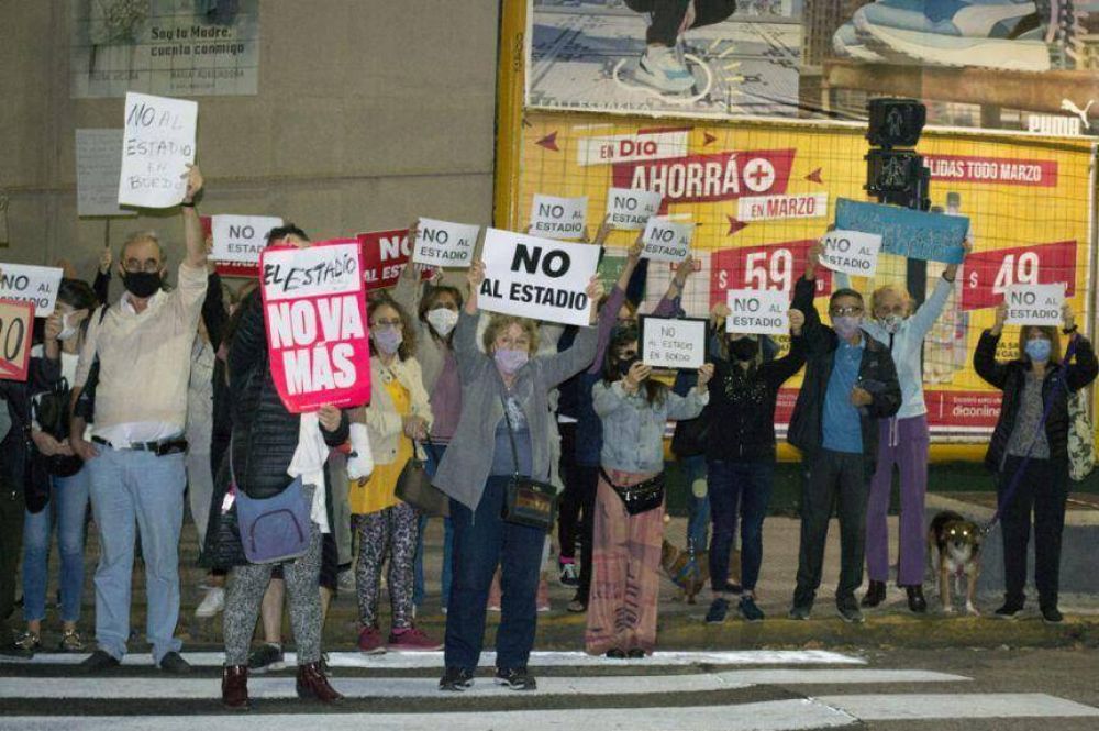 Vecinos de Boedo volvieron a convocar a un semaforazo en contra de la rezonificacin