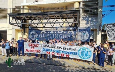 Mor�n | Medida de fuerza y marcha por falta de pago en la cl�nica Constituyentes