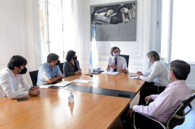 Suba de contagios: el Gobierno decretar� cierres de circulaci�n nocturnos y limitar� los encuentros sociales
