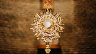 El Papa de joven fue un adorador nocturno en la Bas�lica del Sant�simo Sacramento