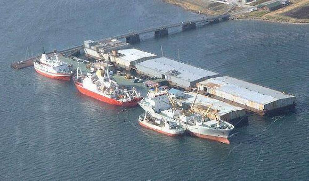 Sindicatos martimos lanzaron una medida de fuerza ante la falta de un plan de vacunacin para las tripulaciones de buques de transportes de hidrocarburos