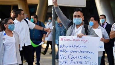 Médica Sur genera conversación en Twitter gracias a protesta de médicos privados