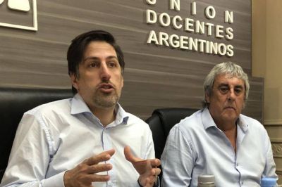 Sergio Romero se reuni� con Trotta y pidi� �que enfatice en los recaudos sanitarios en todas las escuelas del pa�s� 