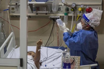 Alerta roja en la Ciudad de la Coronafuria: inminente colapso del sistema de Salud porte�o