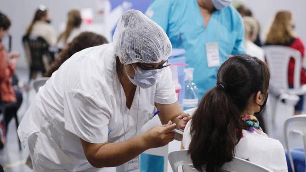 La Argentina ya aplic ms de 5,3 millones de vacunas y 950 mil fueron en la ltima semana