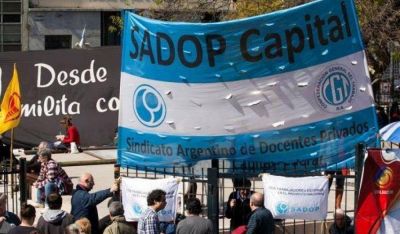 SADOP exige al gobierno porteño volver a la virtualidad por el aumento de casos de Covid