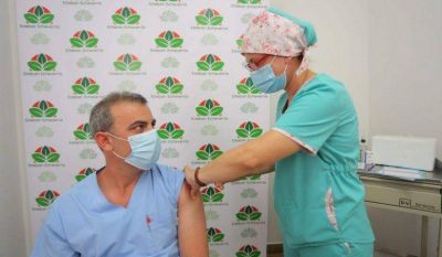 Gray incorpor� profesionales de la salud en Esteban Echeverr�a