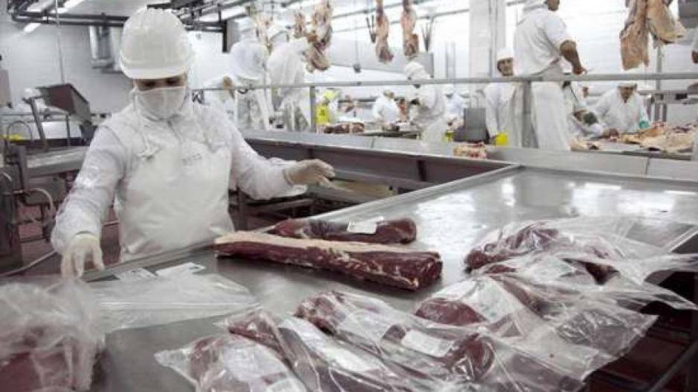 Federación del Personal de la Carne cerró mejora salarial del 30%