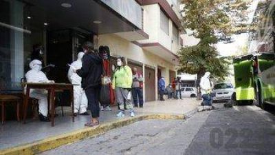 Colapso sanitario: disponen 100 camas extrahospitalarias en 3 hoteles sindicales