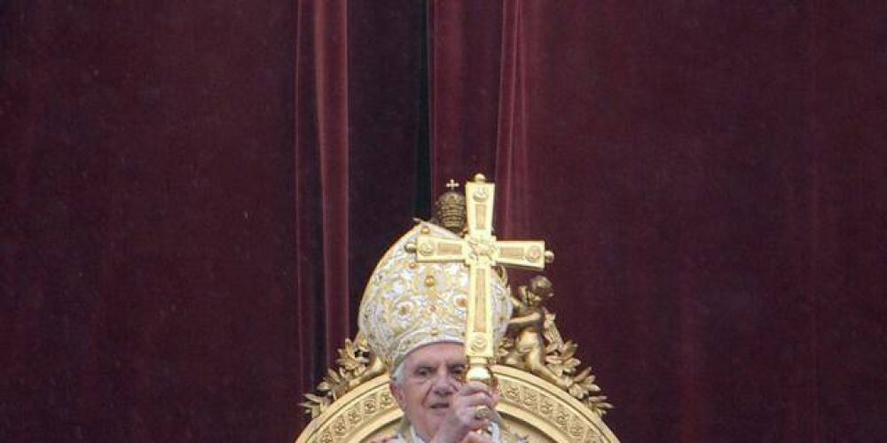 Benedicto XVI: �Mi programa de gobierno? �Escuchar a Dios�