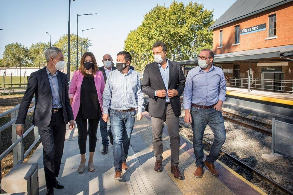 Meoni, Massa y Nardini inauguraron la renovada estaci�n ferroviaria Villa de Mayo