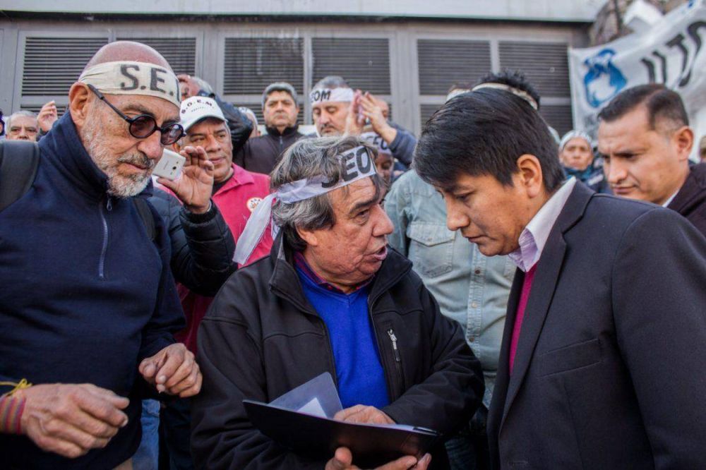 Municipales de Jujuy continan con las protestas contra la precarizacin laboral