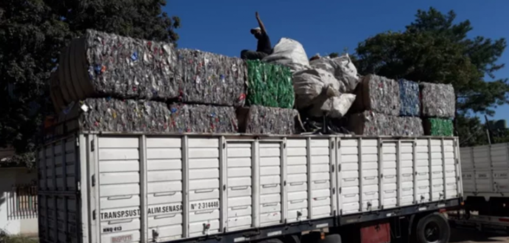 Una cooperativa correntina envi 28 toneladas de material reciclable a Santa Fe