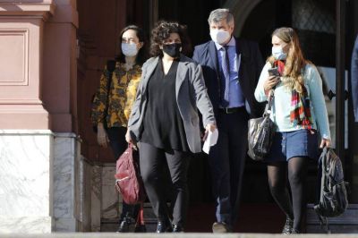 Posible desborde: preocupa a ministros de Salud provinciales �la velocidad del crecimiento de casos�