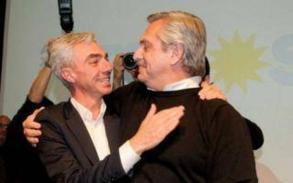 Alberto Fernndez encabeza acto en Merlo y homenajea a Mario Meoni