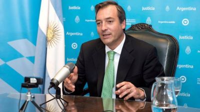 Soria cede poder a los fiscales para destrabar la ley que desplaza a Casal