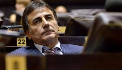 Eslaiman: �La oposici�n no pierde oportunidad para politizar cualquier medida del gobierno�