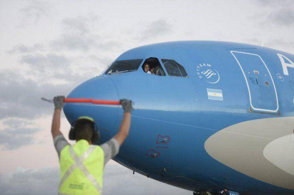 Parti hacia Beijing un nuevo vuelo de Aerolneas Argentinas
