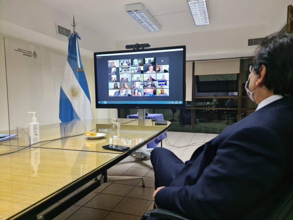 Yasky se cruz con Funes de Rioja en el Consejo del Salario y pidi controles para los formadores de precios