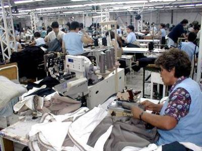 Mejora salarial del 41% para trabajadores del vestido