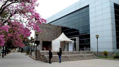 Lo condenaron a 4 a�os y medio de c�rcel por apu�alar a un joven en La Banda