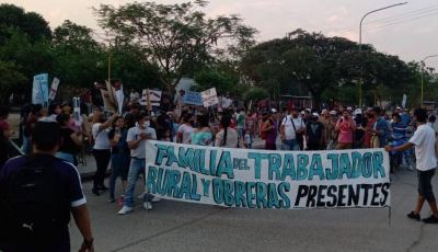 Entrevista Pateando El Tablero.Marcha de UATRE Ledesma: �estamos bajo la l�nea de pobreza�