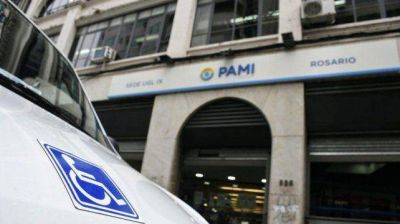 A las autoridades del Pami