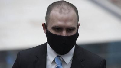 Basualdo dice que no renuncia y deja a Guzm�n en una situaci�n delicada