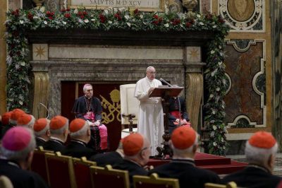 Otro cambio radical del Papa: elimin� privilegios judiciales de cardenales