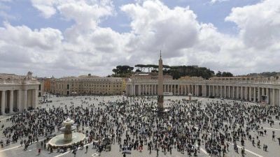 En el coraz�n de Francisco: beato Hern�ndez y Pascua en Iglesias Orientales