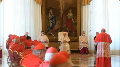El Papa destaca la �vida cristiana y ejemplar santidad� de siete nuevos santos
