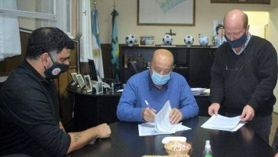 Mar Chiquita: Se firm� un convenio con el Organismo Provincial de la Ni�ez y la Adolescencia por el programa �Familias Solidarias�