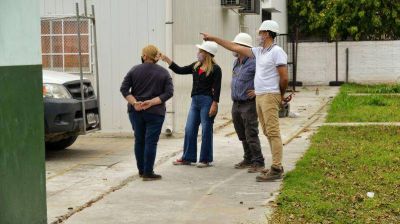 Obras de mejoras en escuelas de Esteban Echeverr�a