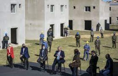 Alberto no puede mitigar la interna en el Gobierno y la �foto de unidad� ya tiene color sepia: el cristinismo en el Senado contra Guzm�n
