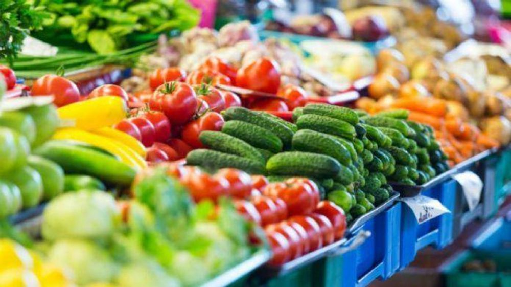 Anuncian acuerdos de precios en carnes, frutas, verduras y productos de almacn