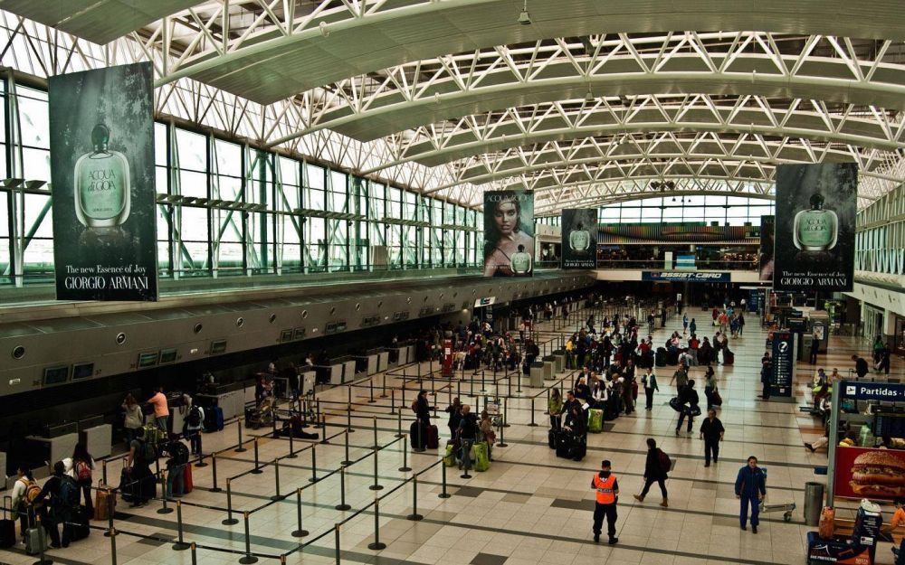 ¿Responsabilidad de Aeropuertos Argentina 2000?: qué dijo el organismo que regula los aeropuertos sobre los hisopados en Ezeiza
