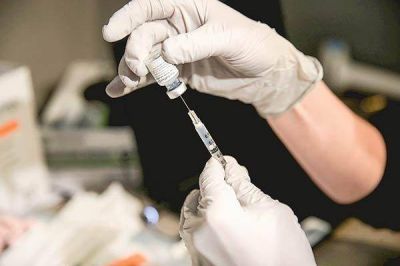 Pfizer/BioNTech apuntan a producir 4 mil millones de dosis de vacuna contra Covid en 2022