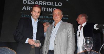 Comercio replic� el incremento salarial del 32% para los trabajadores de los Call Centers