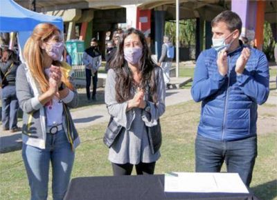 Avellaneda firm� un convenio con la Secretar�a de Comercio Interior de la Naci�n