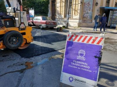 El Municipio de Quilmes realiza tareas de higiene urbana, bacheo y saneamiento h�drico