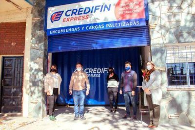 Abella acompa�� la reinauguraci�n de la sucursal local de Credifin Express