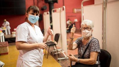 Distribuyen m�s vacunas y Argentina superar� los 8.000.000 de personas con una dosis